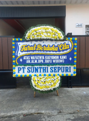 Papan Bunga Duka di Latuppa