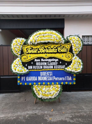 Papan Bunga Duka di Latuppa